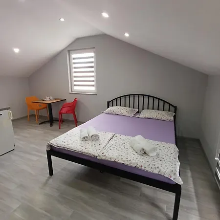Apartmani Kula2 شقة *